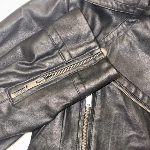 Aeropostale Black Leather Jacket Large - Picture 3 of 4
